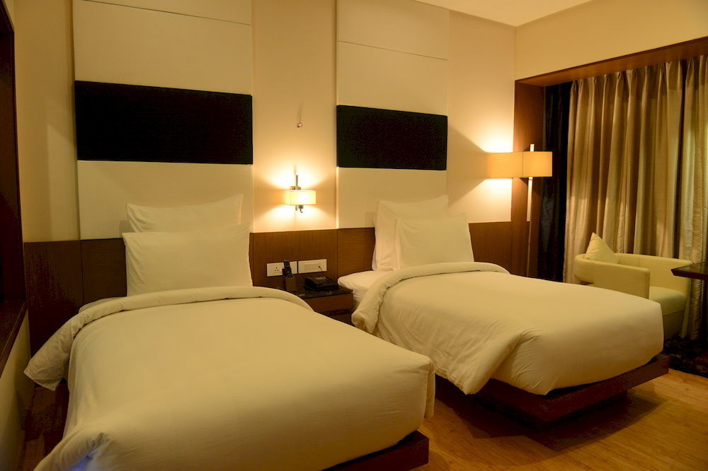 Narayani Heights, Ahmedabad Hotell Eksteriør bilde