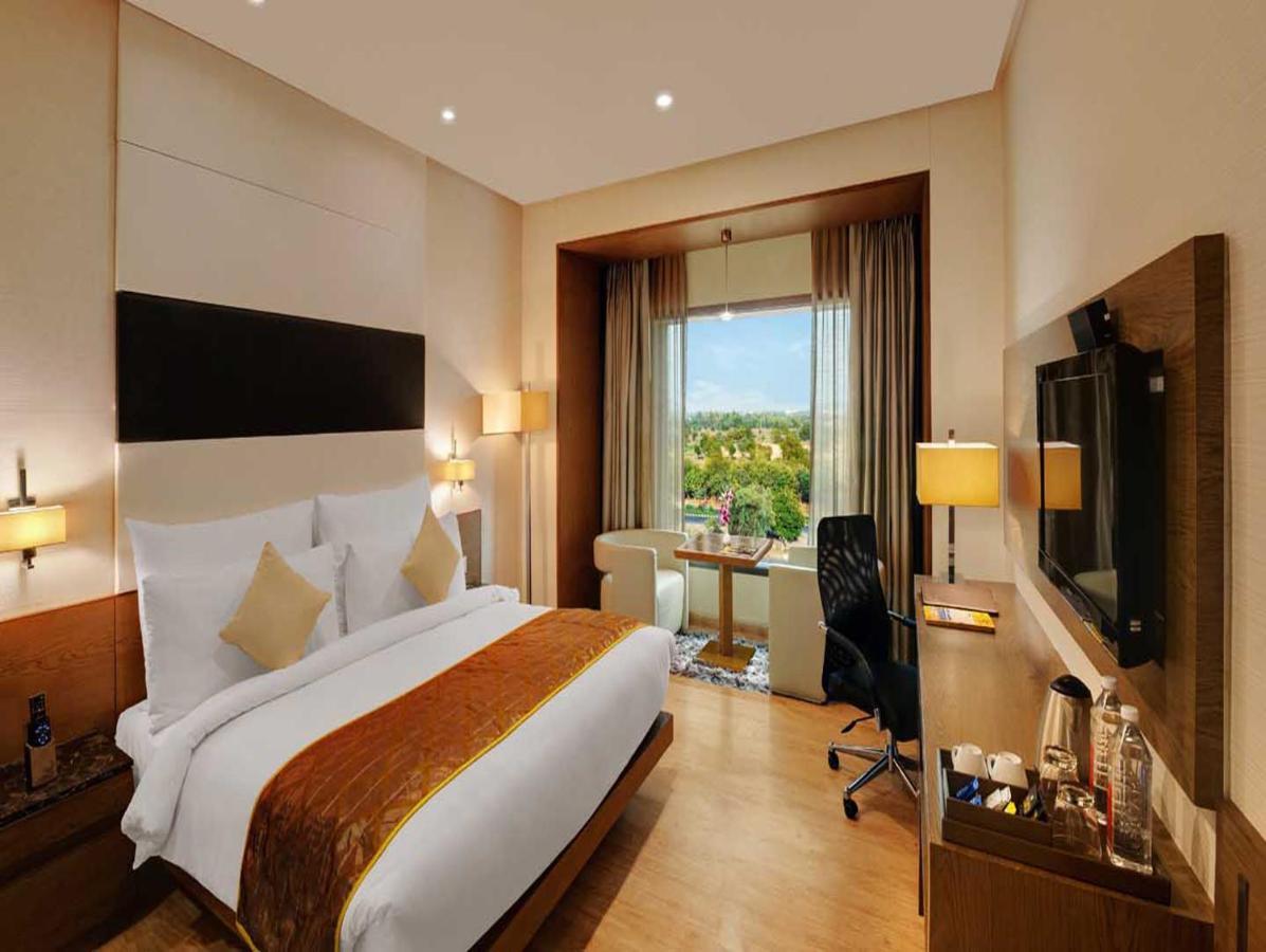 Narayani Heights, Ahmedabad Hotell Rom bilde